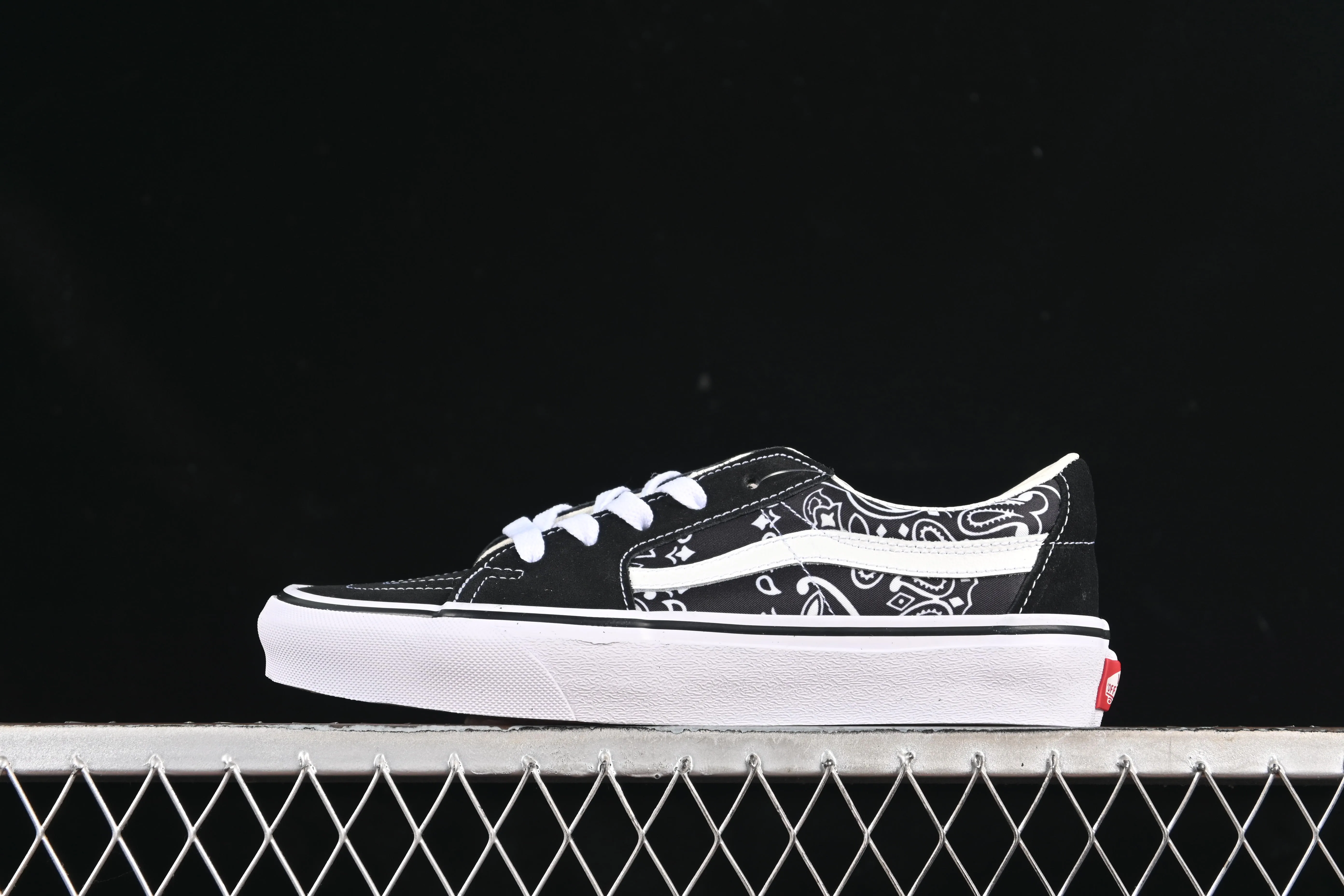 All categories Vans Vans series Vans Low Vans low-top Vans Sk8-Low Vans cashew flower non-slip casual skateboard shoes VN0A4UWI5MW